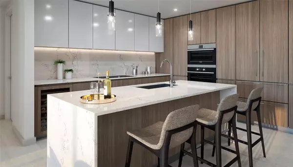 Tampa, FL 33616,5701 BOWEN DANIEL DR. #403