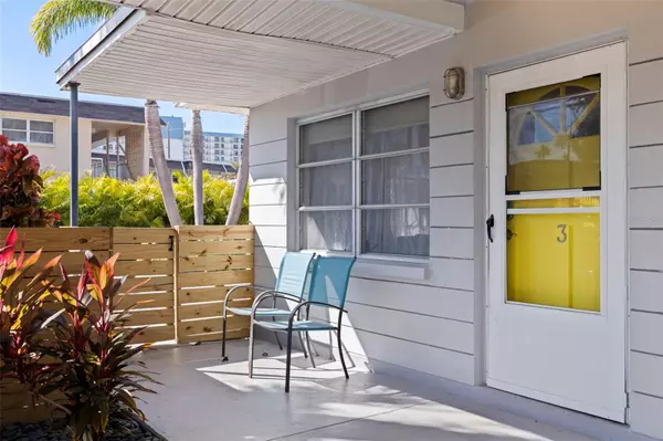 St Pete Beach, FL 33706,627 70TH AVE