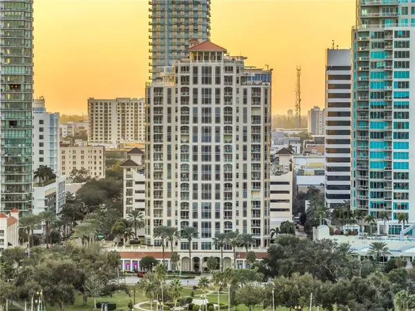 100 BEACH DR NE #1803, St Petersburg, FL 33701