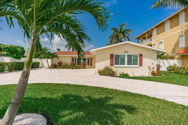 Treasure Island, FL 33706,11240 7TH ST E