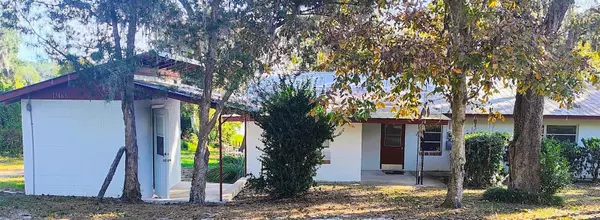 Dade City, FL 33523,17466 LAKE IOLA RD