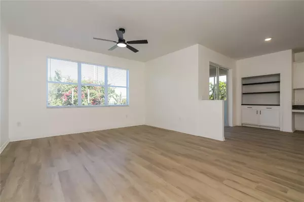 Davenport, FL 33837,526 FAIRHAVEN DR