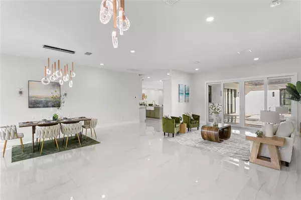 Largo, FL 33774,14447 MARK DR