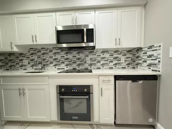 Tampa, FL 33626,9258 LAKE CHASE ISLAND WAY