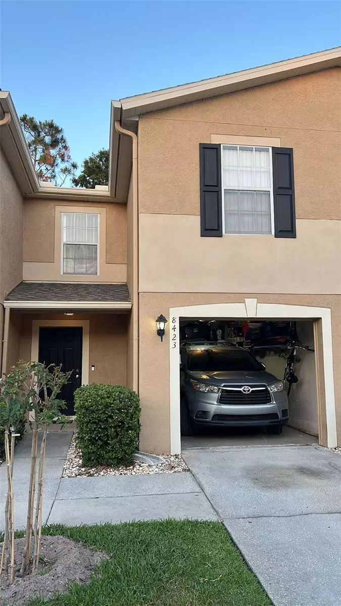 Tampa, FL 33615,8423 EDGEWATER BLVD