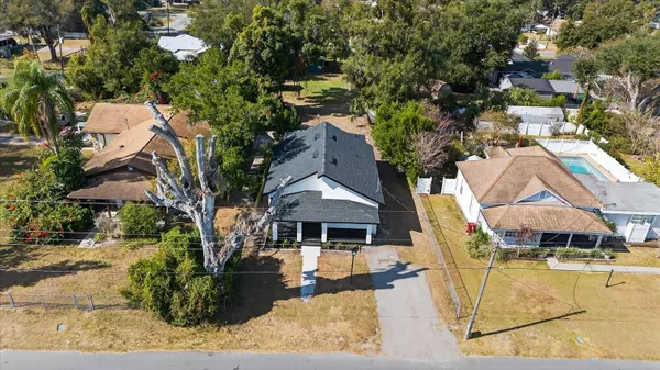 Plant City, FL 33563,1305 N BURTON ST