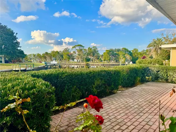 Crystal River, FL 34429,11229 W BAYSHORE DR #77