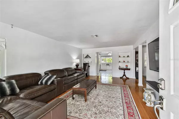 Tampa, FL 33611,4315 W FAIR OAKS AVE