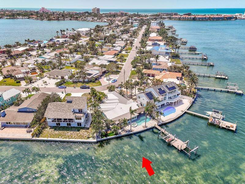 980 BOCA CIEGA ISLE DR, St Pete Beach, FL 33706