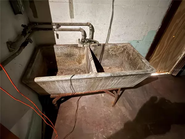 Tampa, FL 33609,2710 W CYPRESS ST