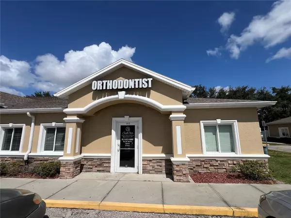 Gibsonton, FL 33534,13135 KINGS LAKE DR #103