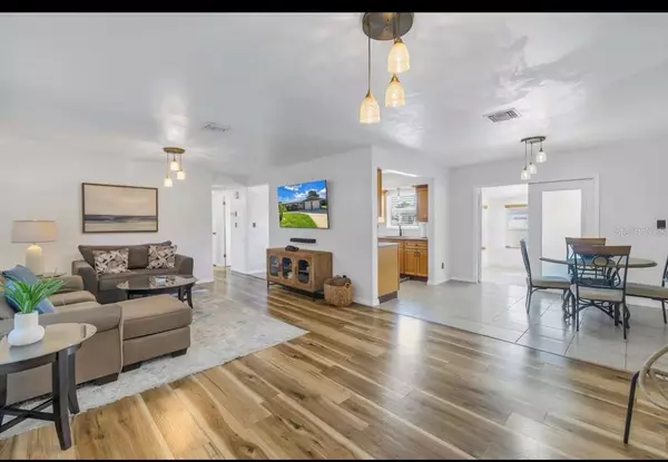 Seminole, FL 33772,8199 115TH ST