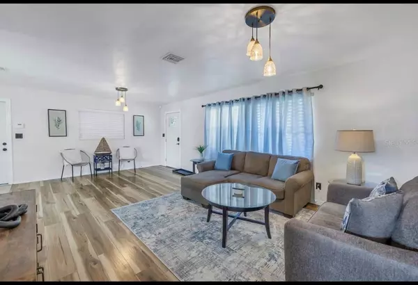 Seminole, FL 33772,8199 115TH ST