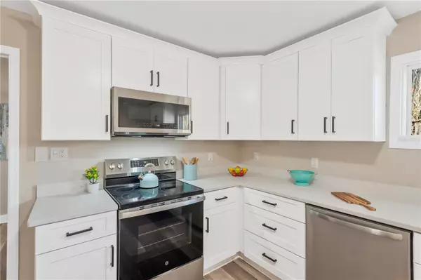 Seffner, FL 33584,5226 LIME AVE