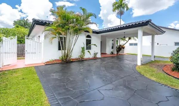 2810 SW 114TH AVE, Miami, FL 33165