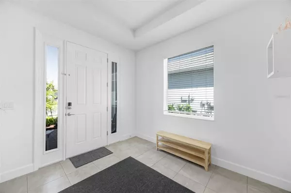 Apollo Beach, FL 33572,5547 DEL CORONADO DR