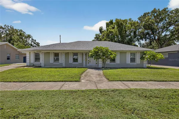 2502 VINE ST, Orlando, FL 32806