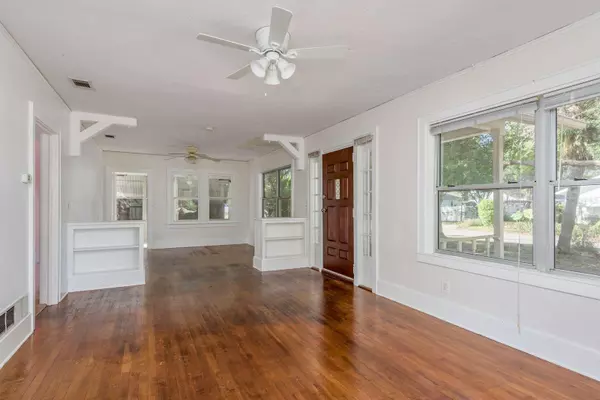 Clearwater, FL 33755,1235 IDLEWILD DR