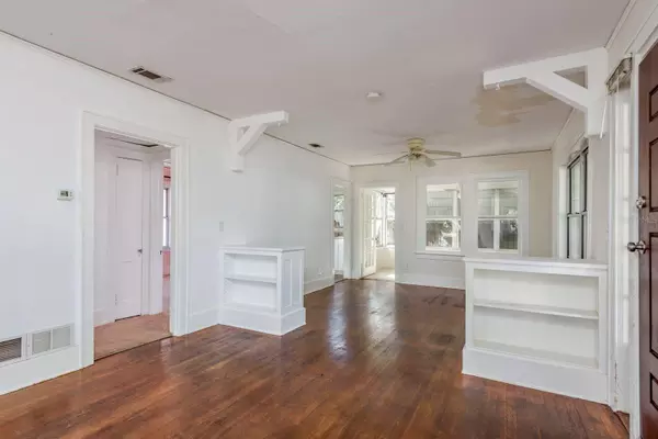 Clearwater, FL 33755,1235 IDLEWILD DR