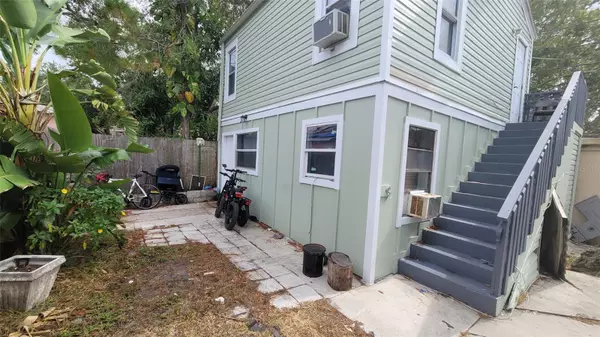 1453 CLEVELAND ST, Clearwater, FL 33755