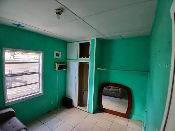 Tampa, FL 33603,1705 W POWHATAN AVE