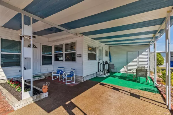 Largo, FL 33771,1100 BELCHER RD S #720