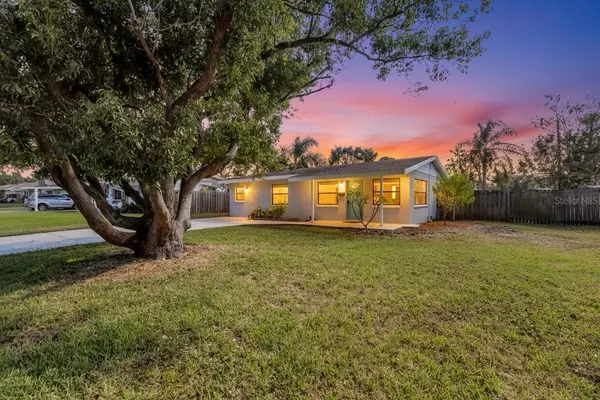 5280 16TH AVE N, St Petersburg, FL 33710