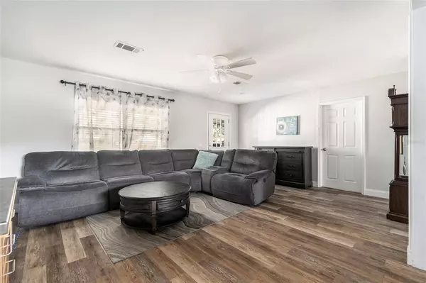 Spring Hill, FL 34610,15304 PASCO LAKE DR