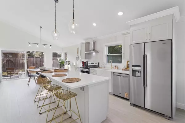 Tampa, FL 33624,12728 DUNHILL DR