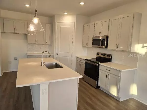 St Cloud, FL 34771,5255 PAINTED BAMBOO STREET