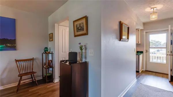 St Petersburg, FL 33713,3850 13TH AVE N #201