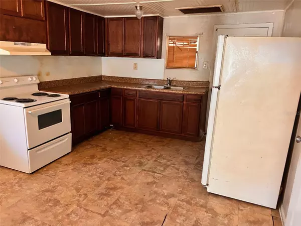 Plant City, FL 33563,1101 N SHANNON AVE