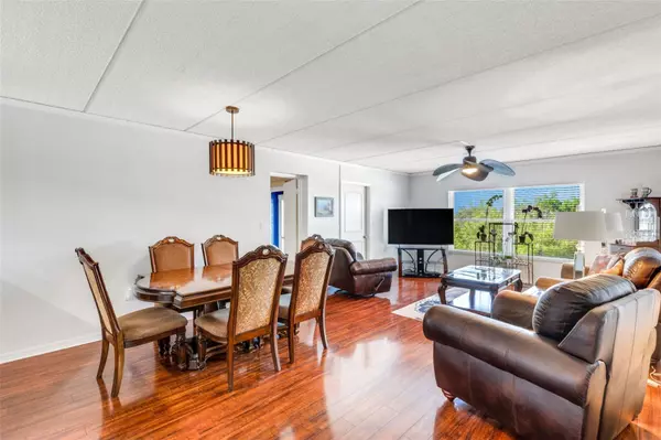 Largo, FL 33774,12760 INDIAN ROCKS RD #119