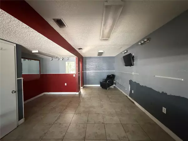 Riverview, FL 33578,7408 COMMERCE ST #7412B