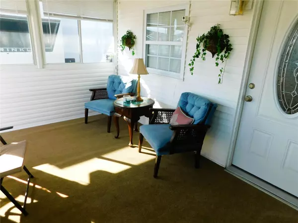 Zephyrhills, FL 33540,3443 MALACHITE DR