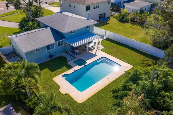 St Petersburg, FL 33703,5500 VENETIAN BLVD NE