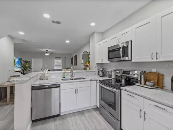 Tampa, FL 33614,4367 HAR PAUL CIR