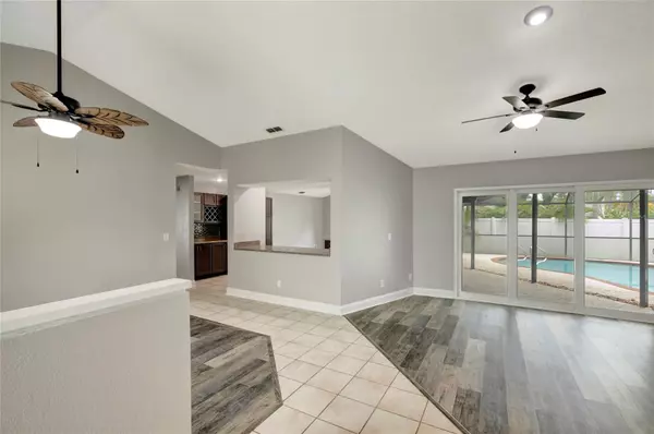 Tampa, FL 33635,8635 CHADWICK DR