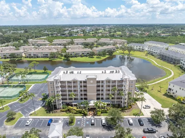 7069 KEY HAVEN RD #302, Seminole, FL 33777