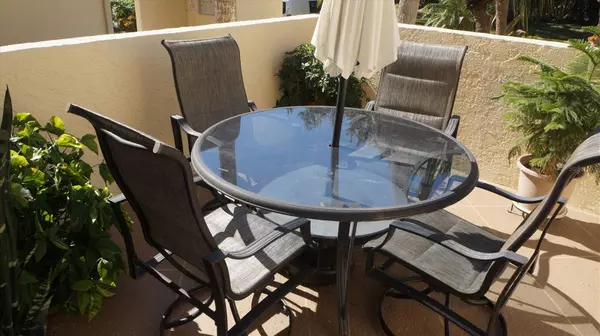 St Petersburg, FL 33711,7530 SUNSHINE SKYWAY LN S #115