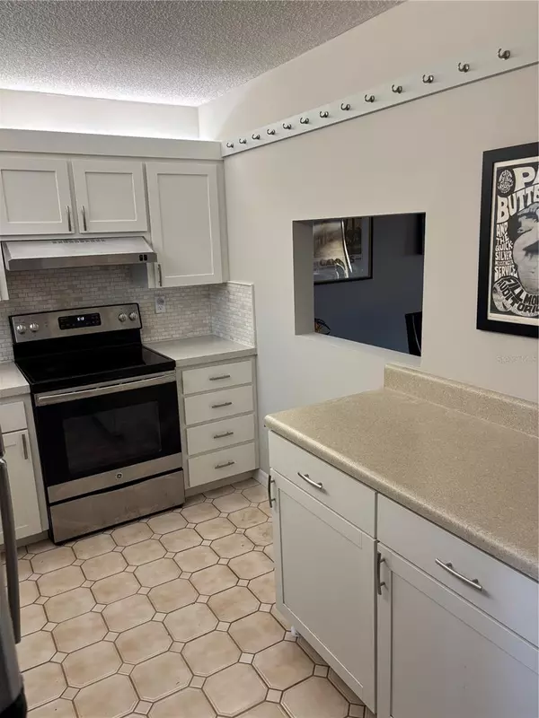 South Pasadena, FL 33707,7540 BAY ISLAND DR S #251