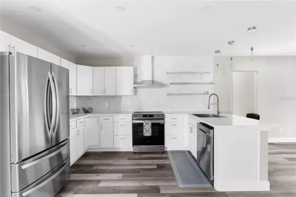 St Petersburg, FL 33710,5318 9TH AVE N