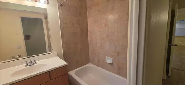 St Petersburg, FL 33701,224 6TH AVE N #11