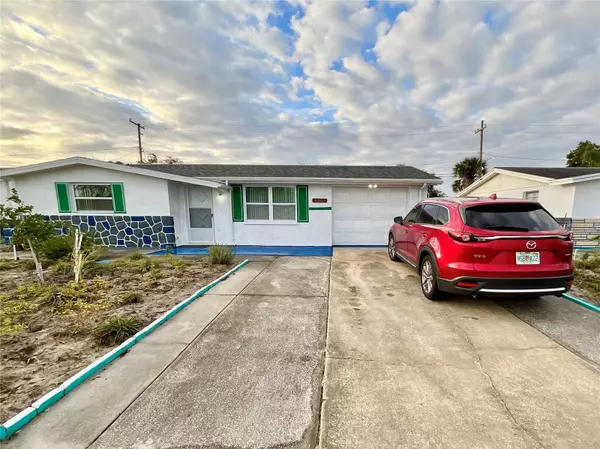 Holiday, FL 34690,4810 FLORA AVE