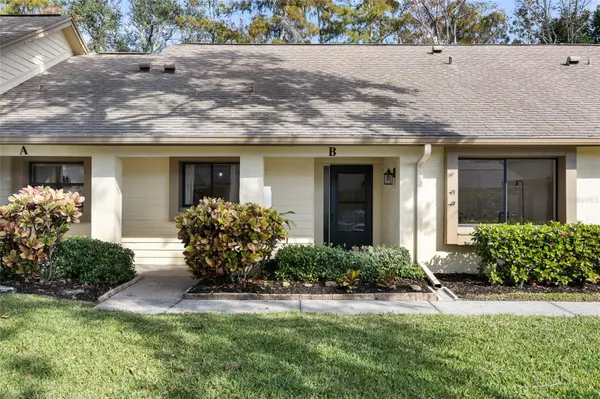 Clearwater, FL 33763,2561 OAKLEAF LN #40B