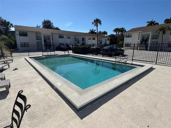 Tampa, FL 33609,3102 W HORATIO ST #12