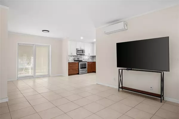 St Petersburg, FL 33703,5900 12TH ST N