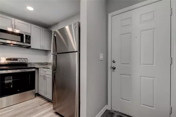 Zephyrhills, FL 33542,39132 COUNTY ROAD 54 #2054