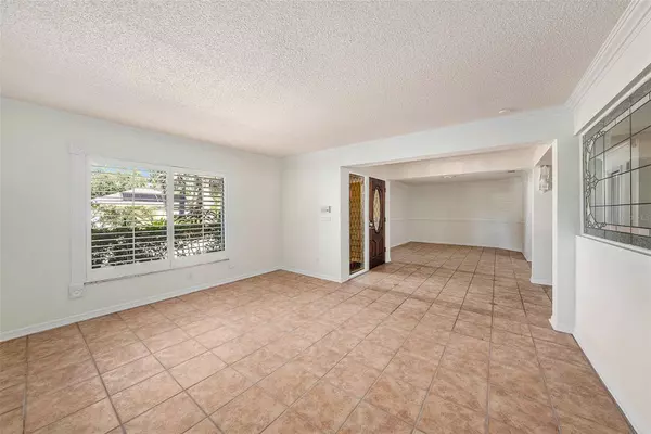 Tampa, FL 33618,3328 WESTMORELAND DR