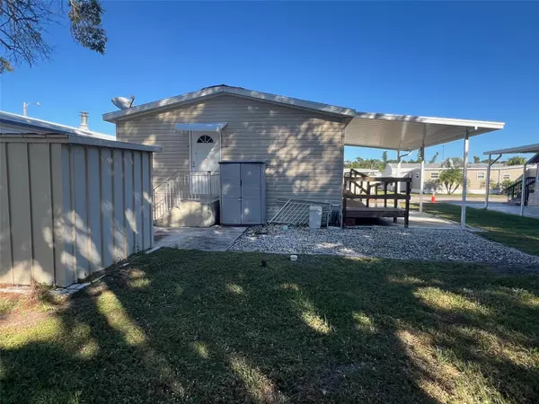 Largo, FL 33778,11300 124TH AVE #44